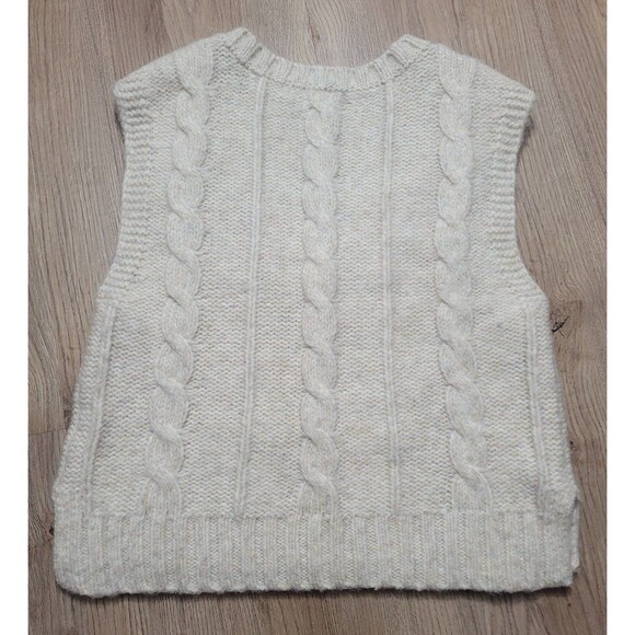 American Eagle Cable knit Sweater Crop Vest Pullover Khaki Cream Size Small wool - Picture 2 of 7